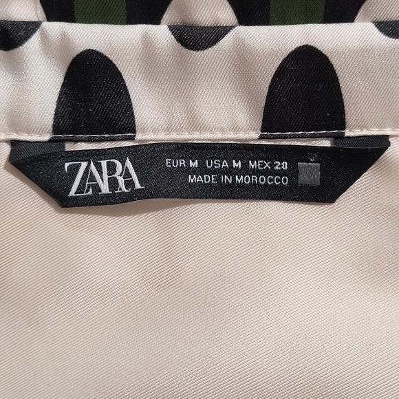 Zara Women's Medium White & Green Floral Button Down Shirt - Picture 9 of 9